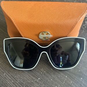 Designer Black Sunglasses with Case